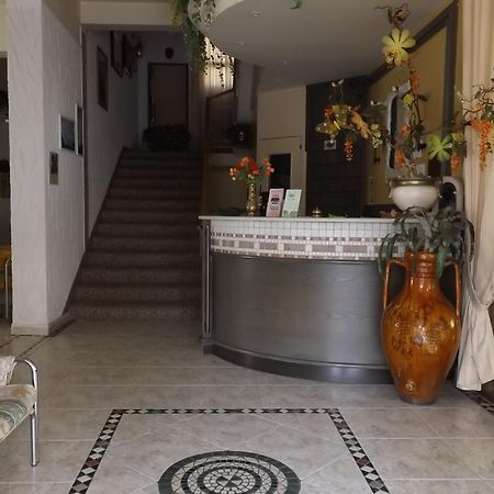Hotel Victory Cesenatico Eksteriør bilde